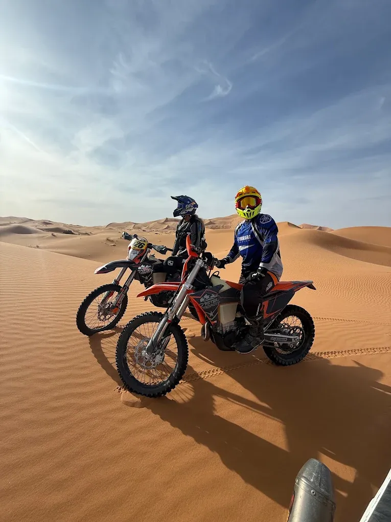 Moto enduro dans le désert: Merzouga — Tafraout — M'Harech